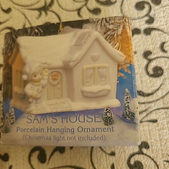 1994 Precious Moments Ornament - Picture 7 of 9